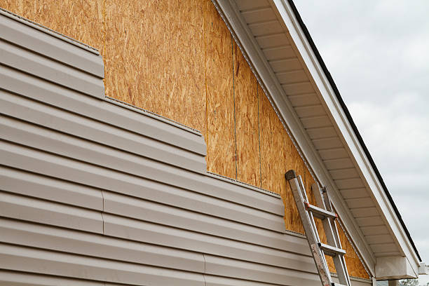 24/7 Emergency Vinyl Siding experts in Redmond, WA